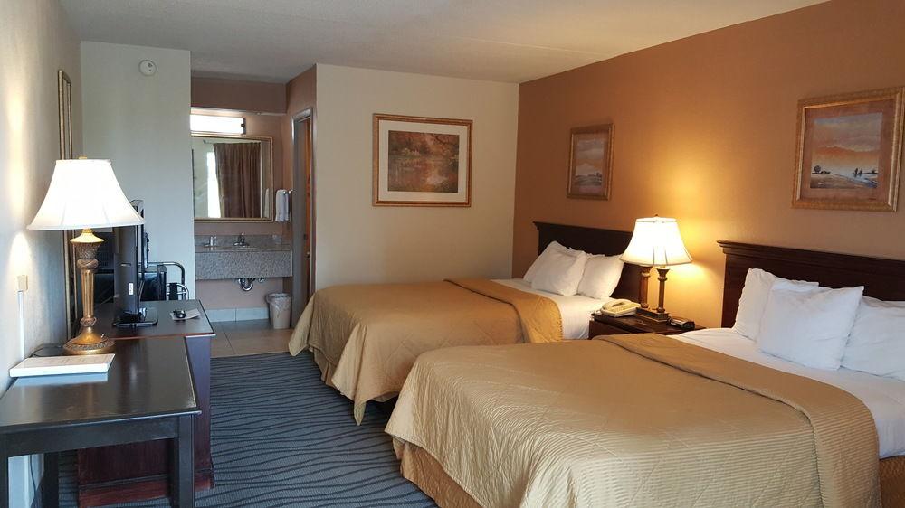 Executive Inn And Suites エンタープライズ エクステリア 写真