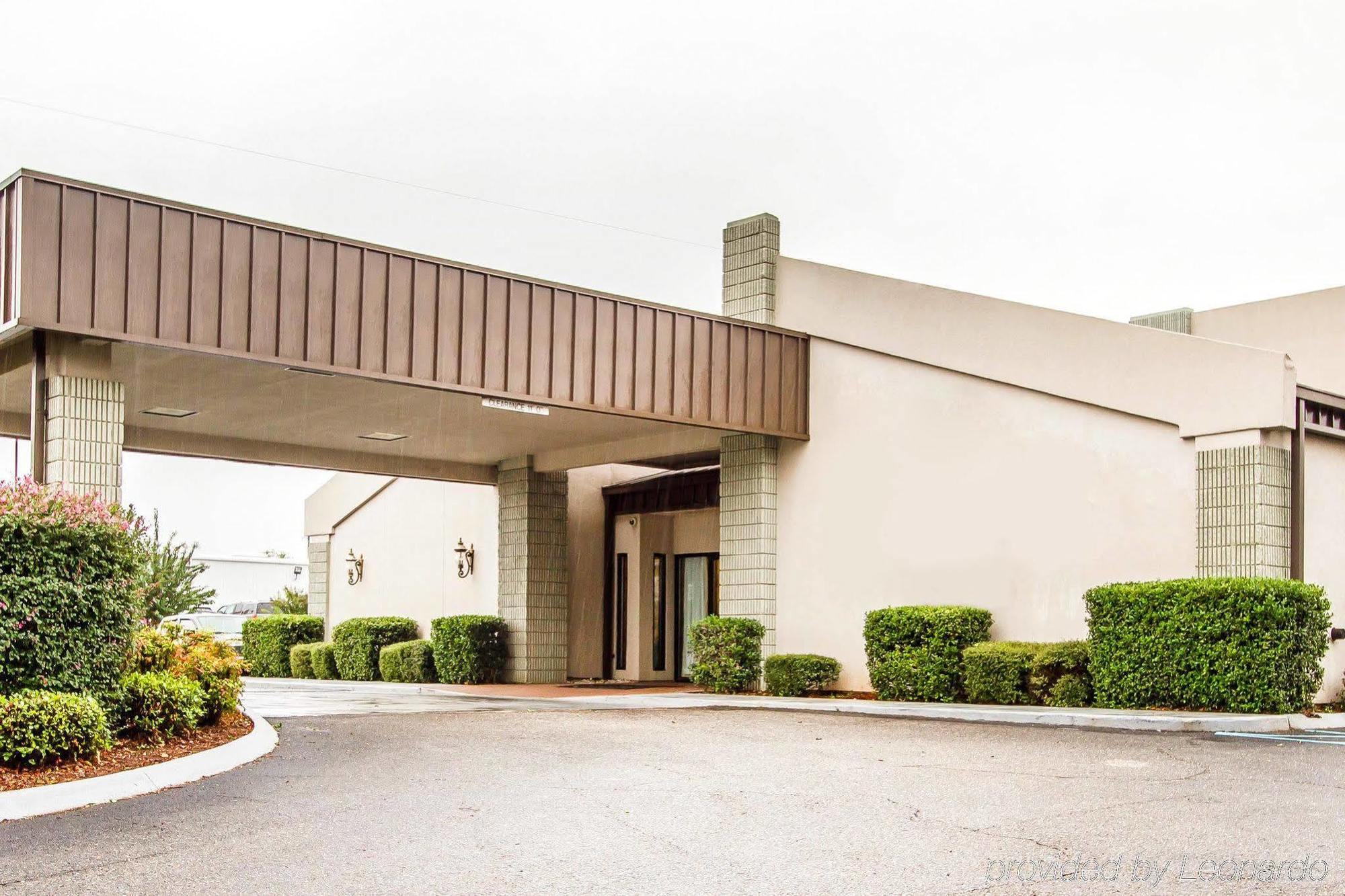 Executive Inn And Suites エンタープライズ エクステリア 写真