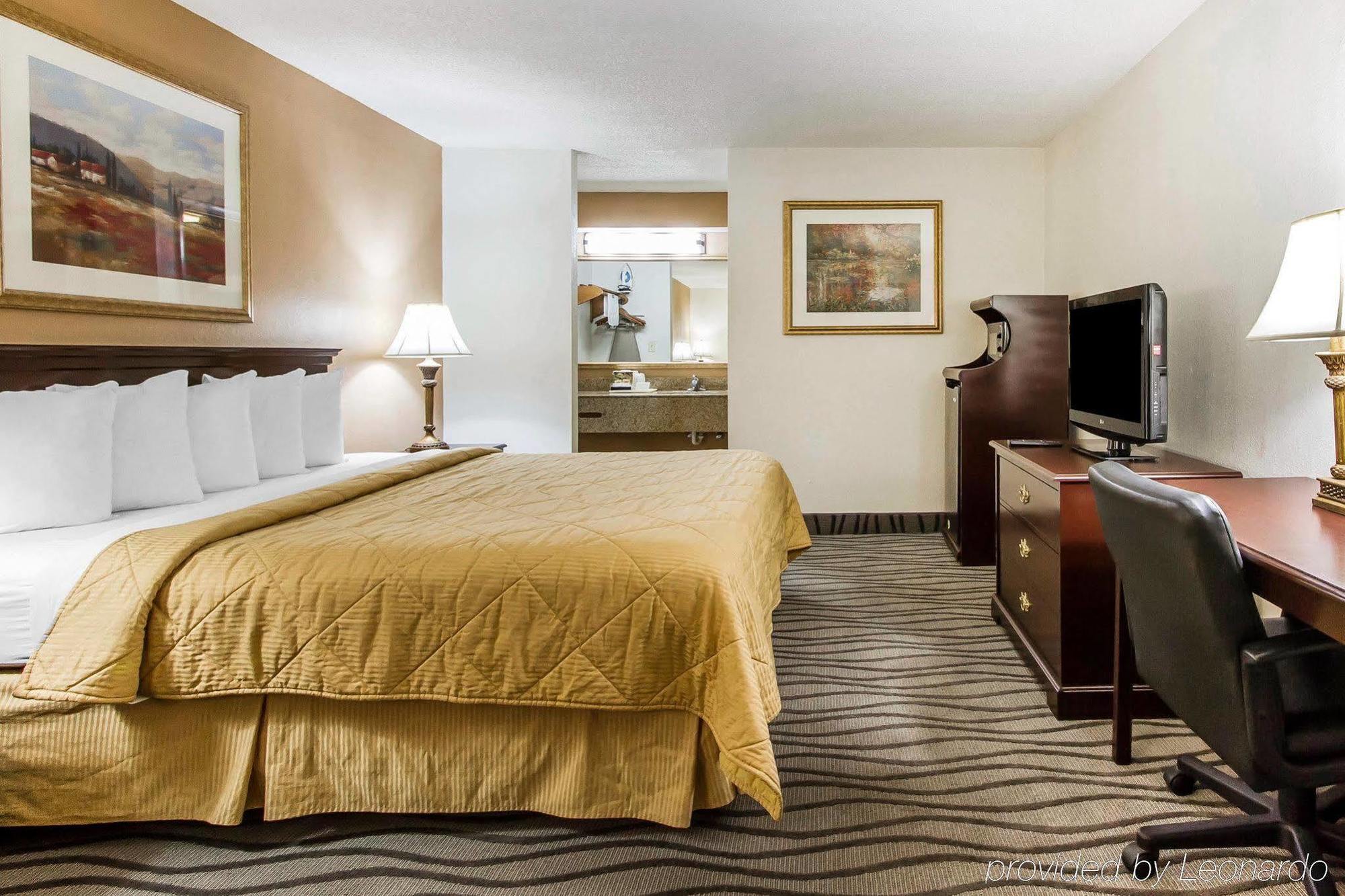 Executive Inn And Suites エンタープライズ エクステリア 写真
