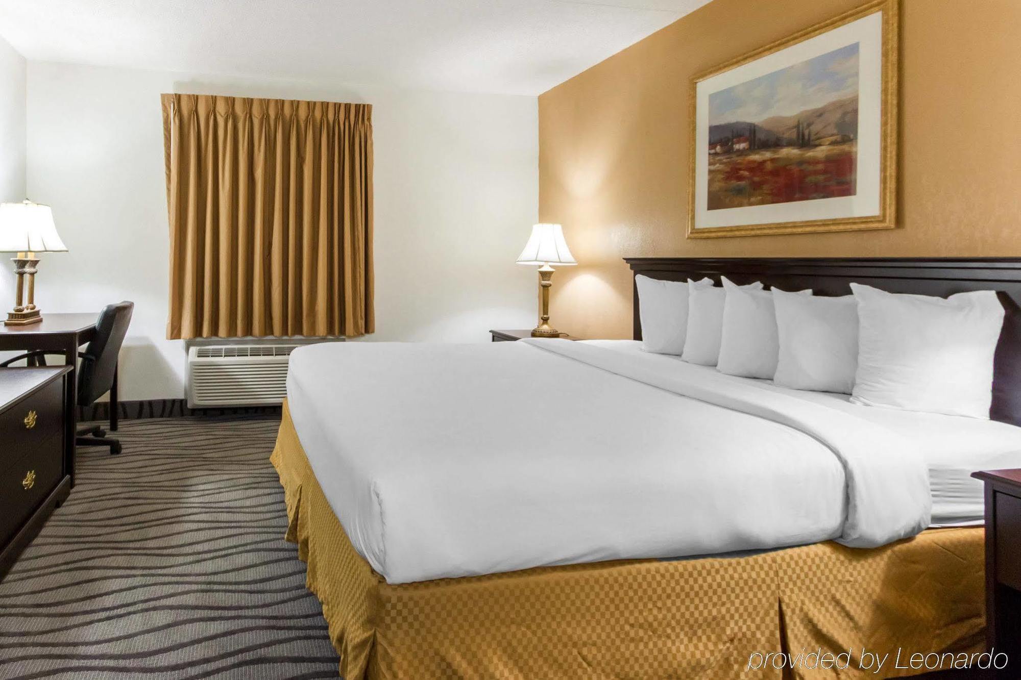 Executive Inn And Suites エンタープライズ エクステリア 写真
