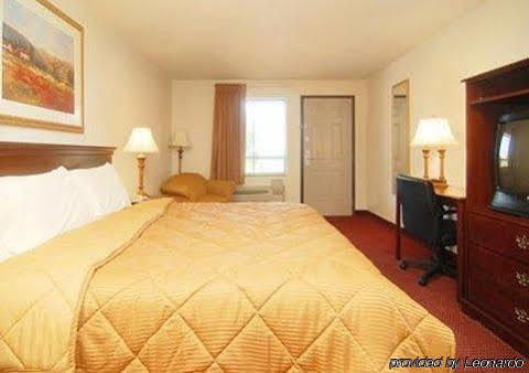 Executive Inn And Suites エンタープライズ エクステリア 写真